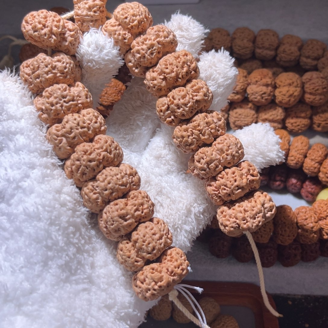 金刚菩提手串五瓣夹板扇面29尺寸