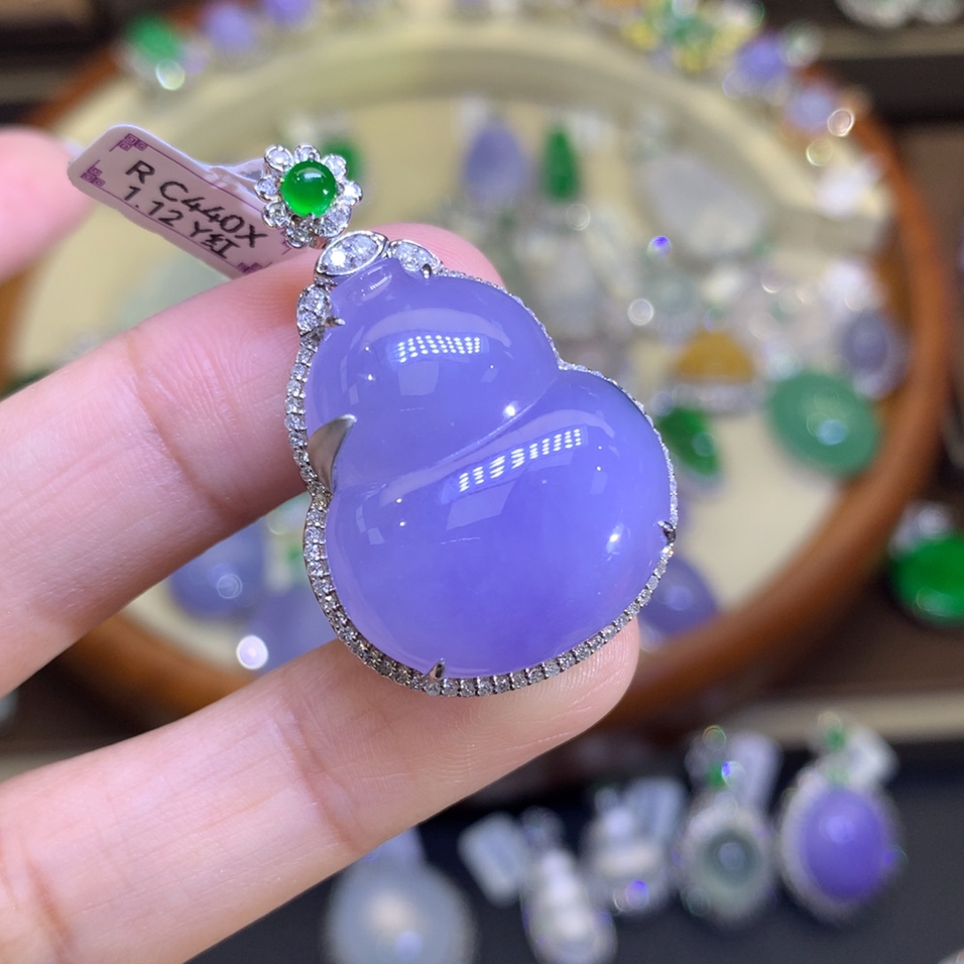 翡翠戒指18K金镶嵌翡翠