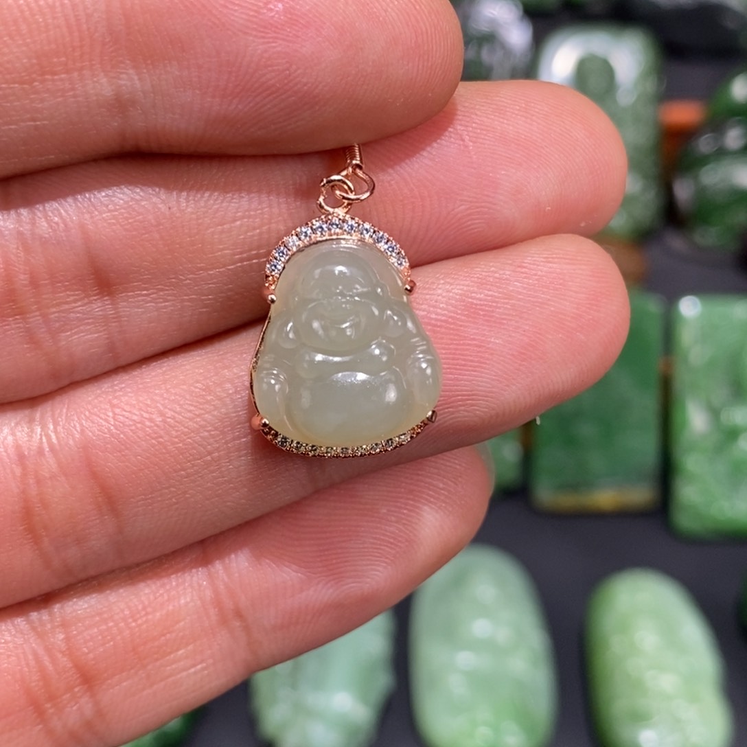 和田玉颈饰未镶嵌