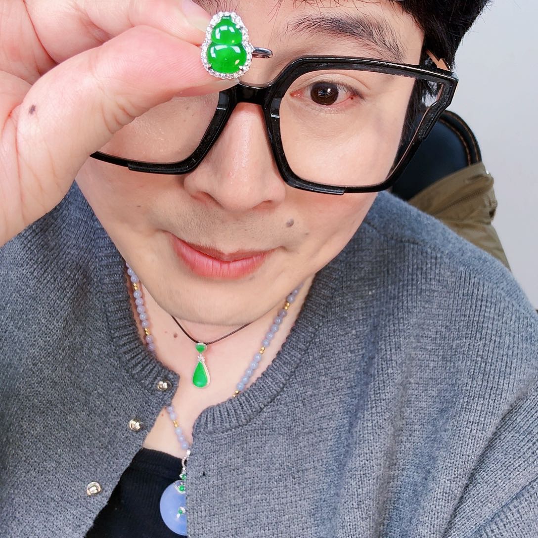 翡翠颈饰未镶嵌一个