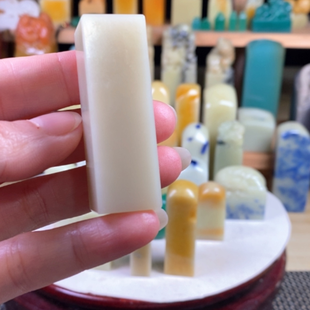 【闪购商品】青田石客**刻封门猪油白………..