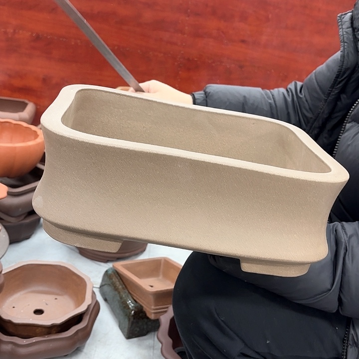 紫砂花盆紫砂的颜色很漂亮