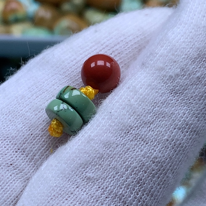 未镶嵌南红玛瑙珠宝奇石