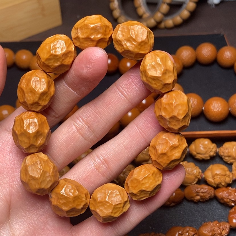 【闪购商品】橄榄核吊坠橄榄核