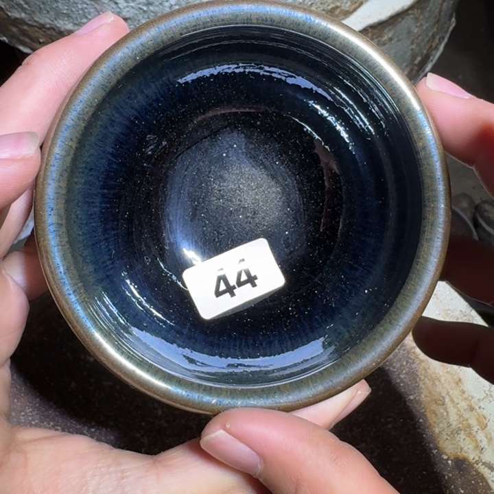 郭***咋茶盏推出首批首家国际