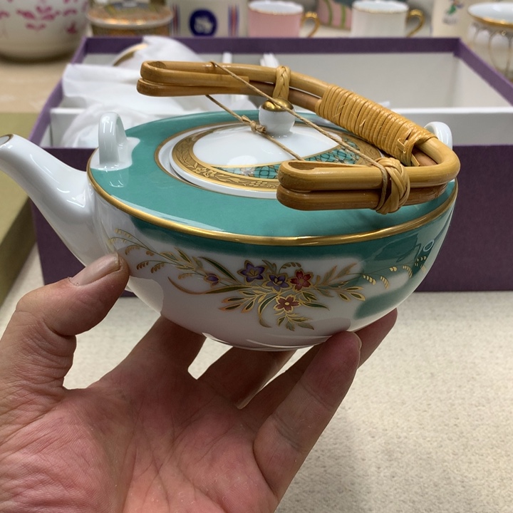 瓷片这点上方压力