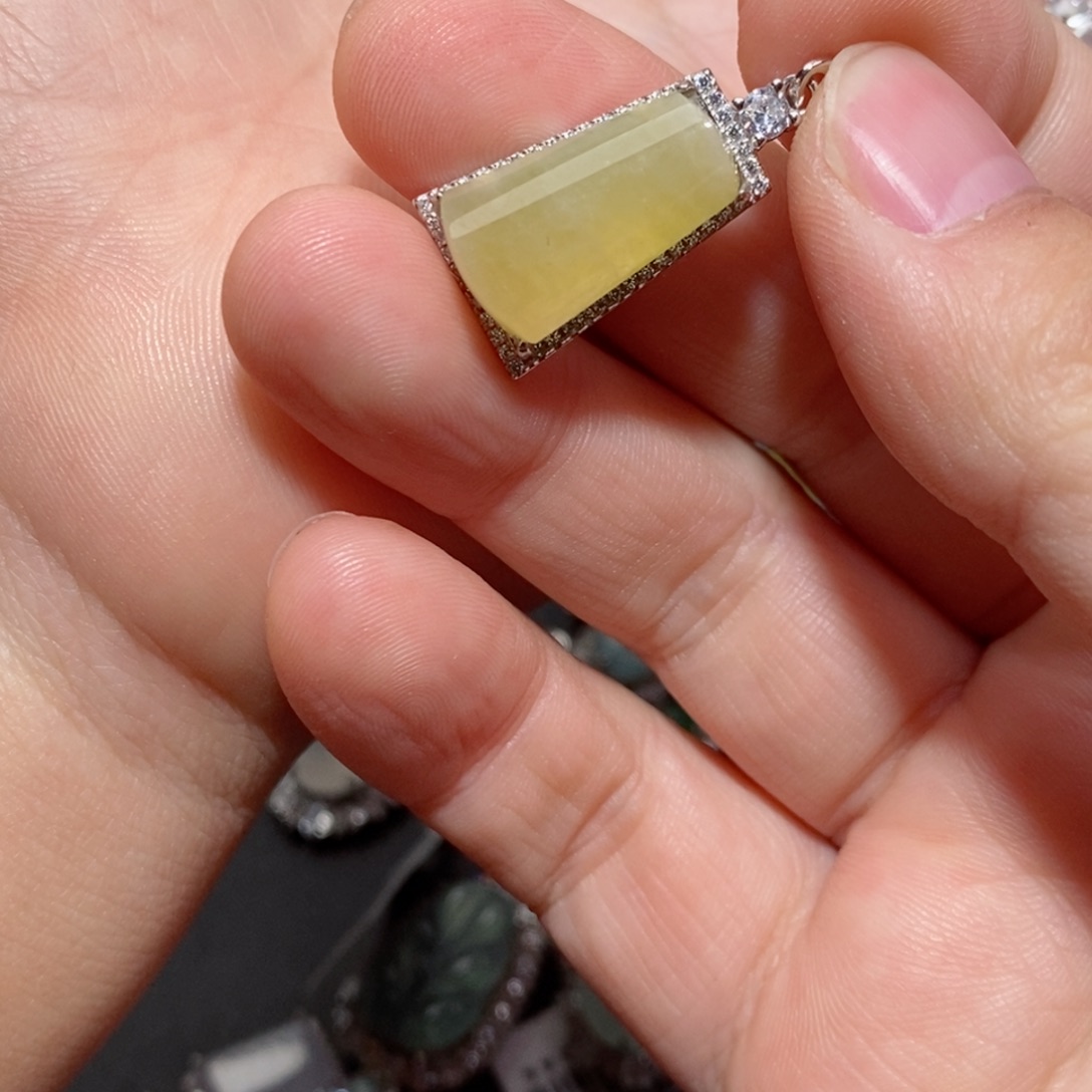 翡翠颈饰银S925镶嵌hii i