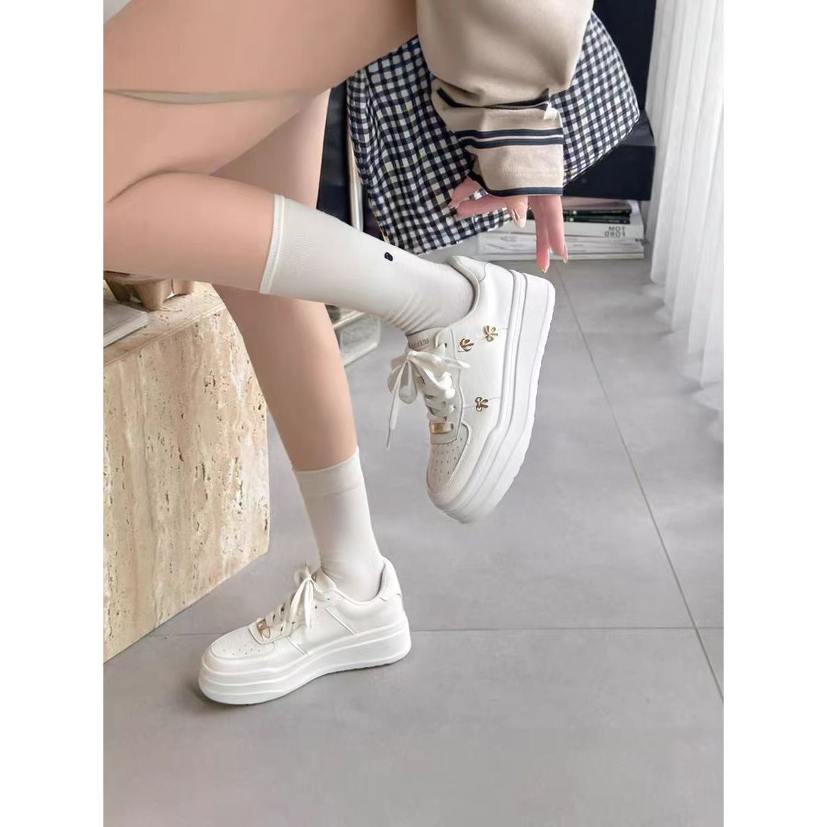 (蝴蝶）2025新款小个子增高运动休闲板鞋潮5J1-1206-125
