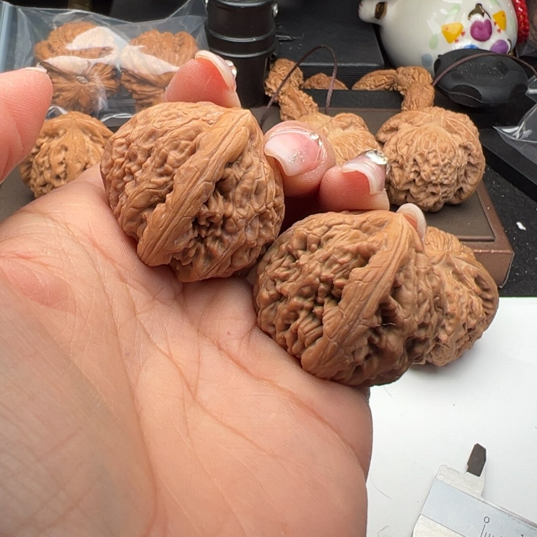 文玩核桃把件虎头王36