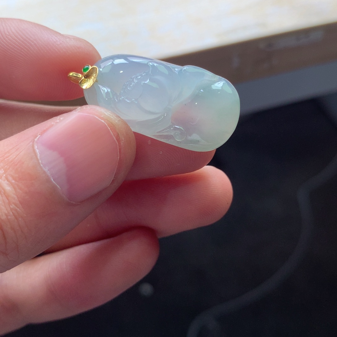 翡翠颈饰18K金镶嵌吊坠