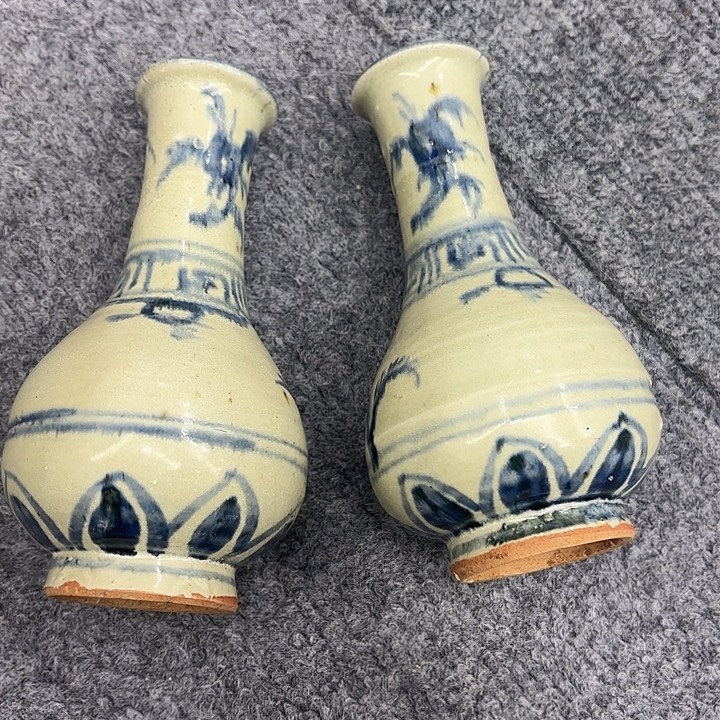 浪***雾表哥家的老物件一对花瓶