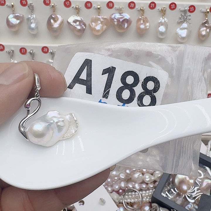 淡水珍珠颈饰未镶嵌