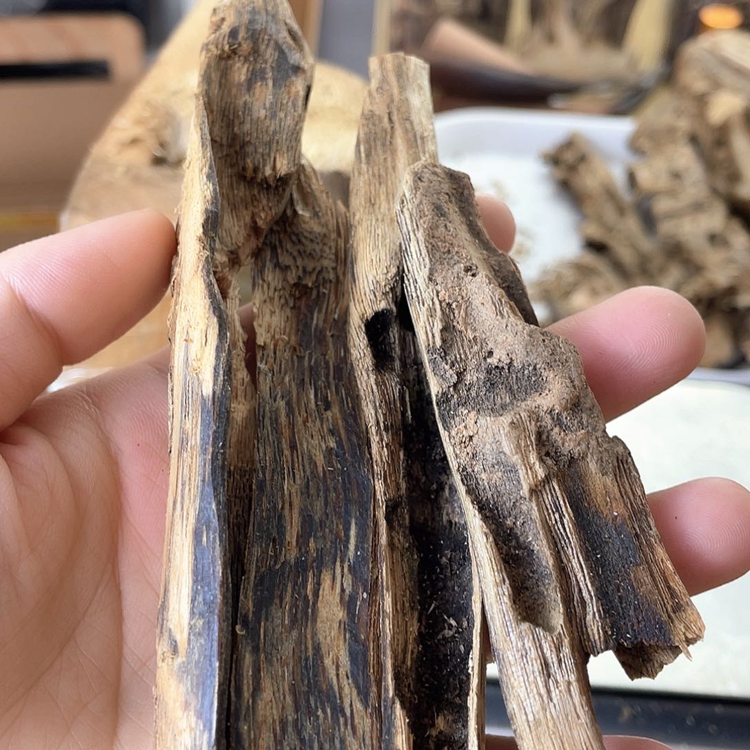 木绿奇楠原材料虫漏28克