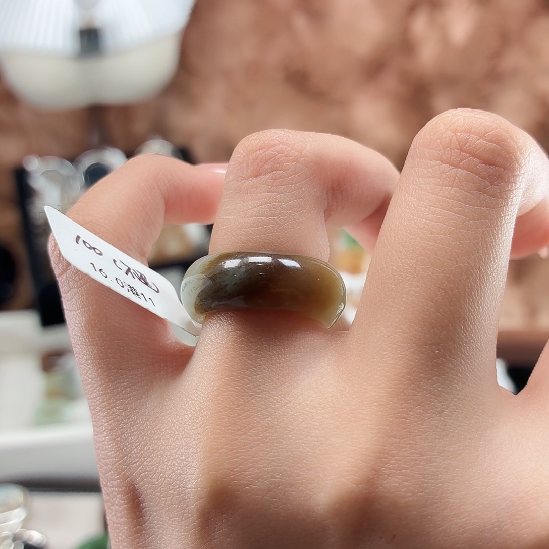 和田玉未镶嵌戒指切末蓝糖两口糖（微瑕）11