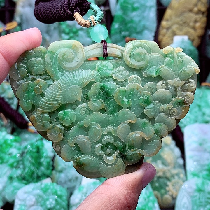 翡翠吊坠(不含链)未镶嵌