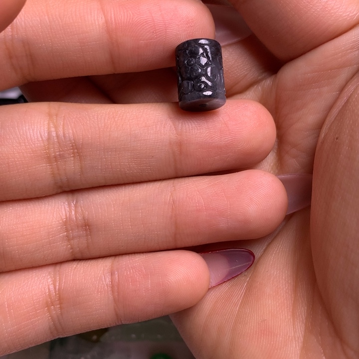 定制翡翠未镶嵌桶珠