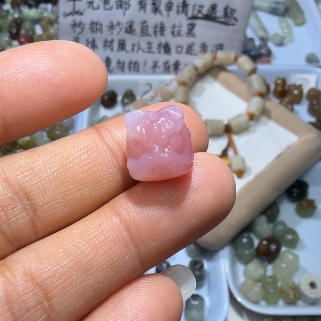 和田玉未镶嵌珠宝奇石