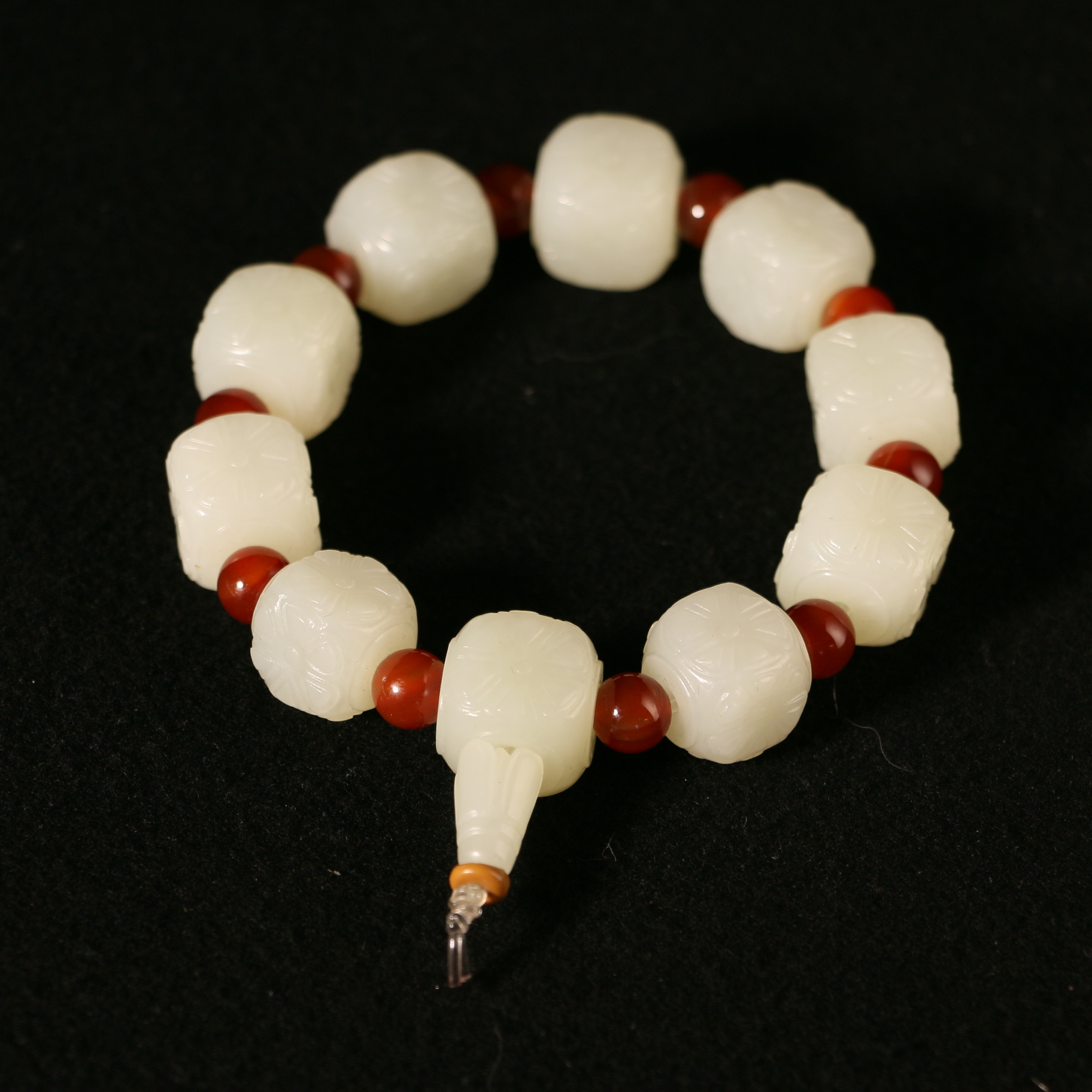 KK8  清  和田玉手串