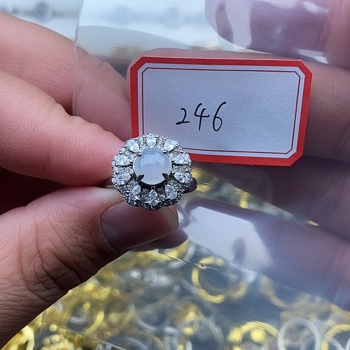 翡翠未镶嵌戒指246