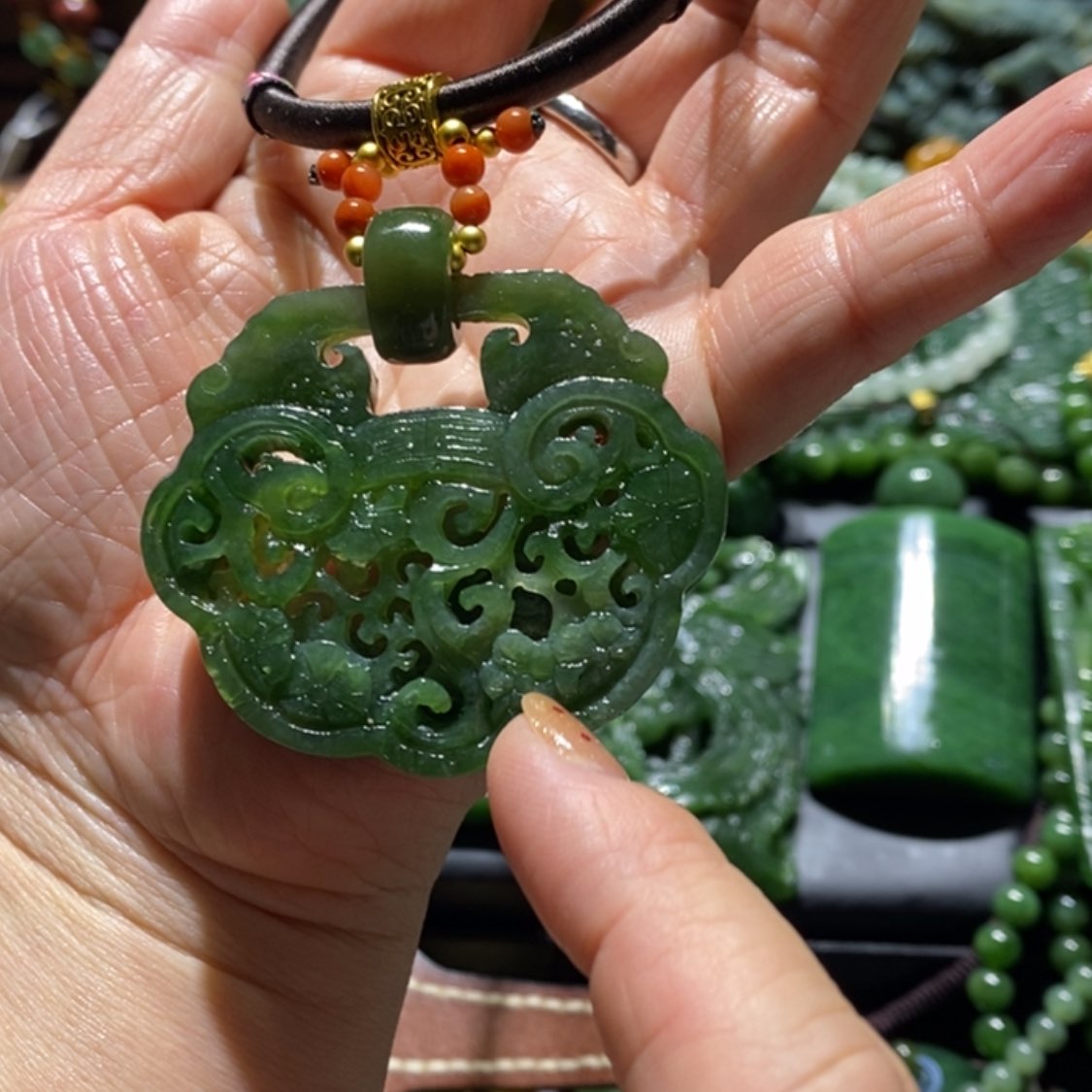 【闪购商品】和田玉毛衣链未镶嵌