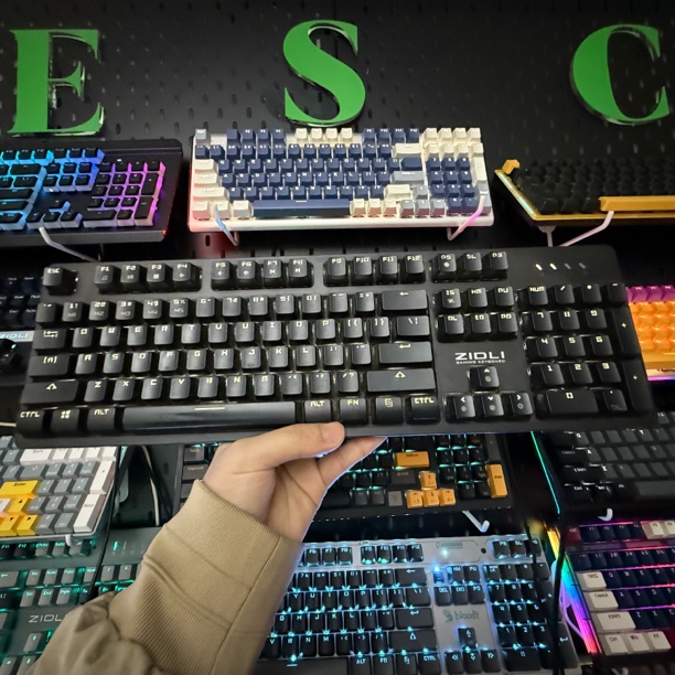 8新 ZIDLI/磁动力 网咖二手磁动力ZK25光轴电竞游戏机械键盘