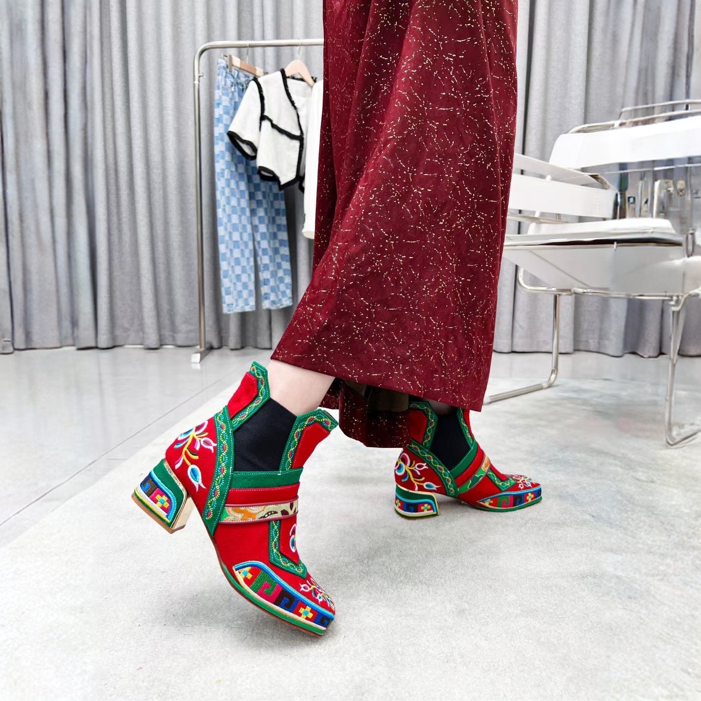 藏式藏靴 带跟 时尚款