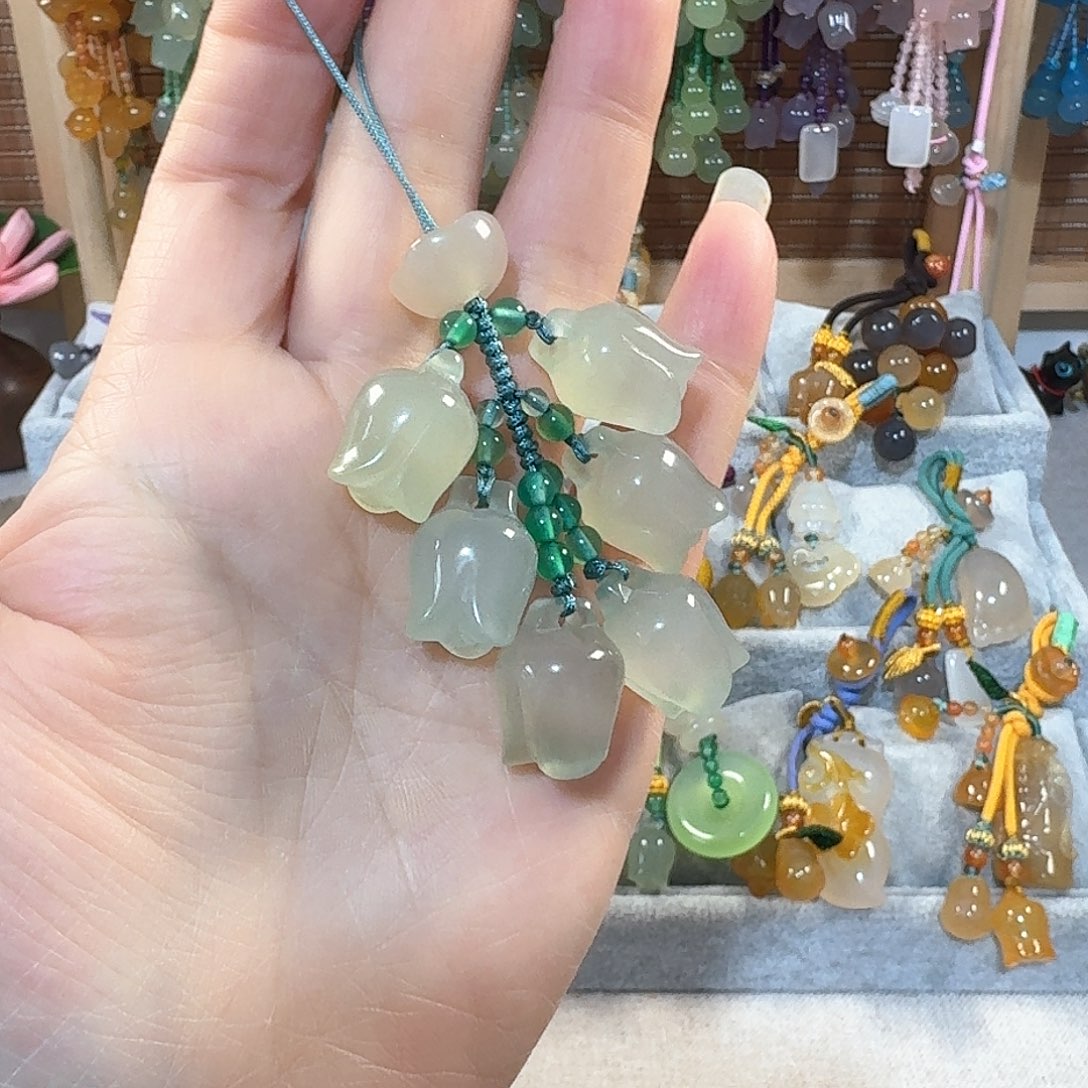 玛瑙/玉髓小挂件未镶嵌