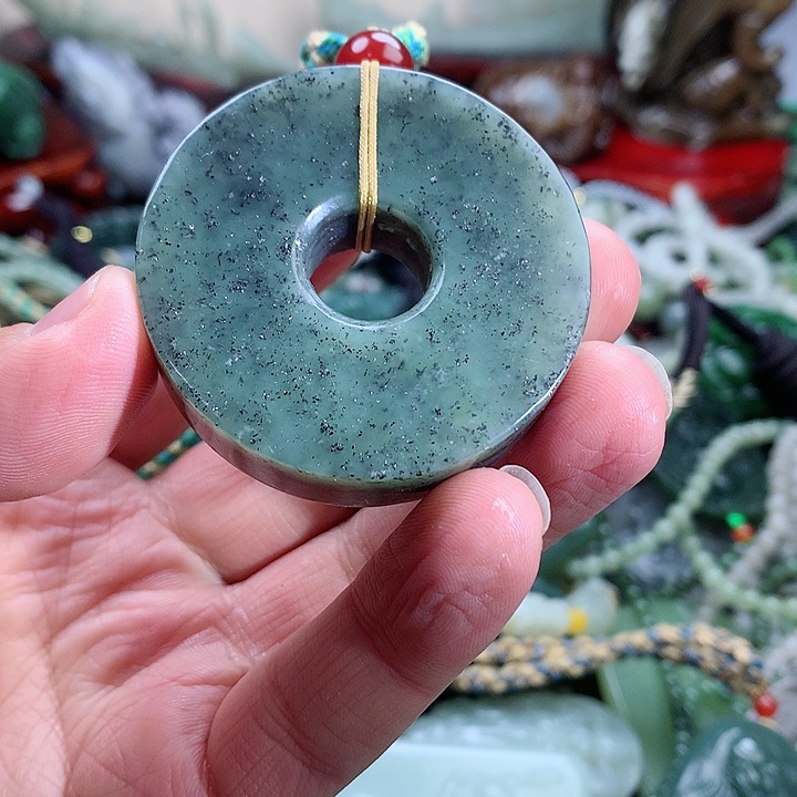 未镶嵌和田玉挂件