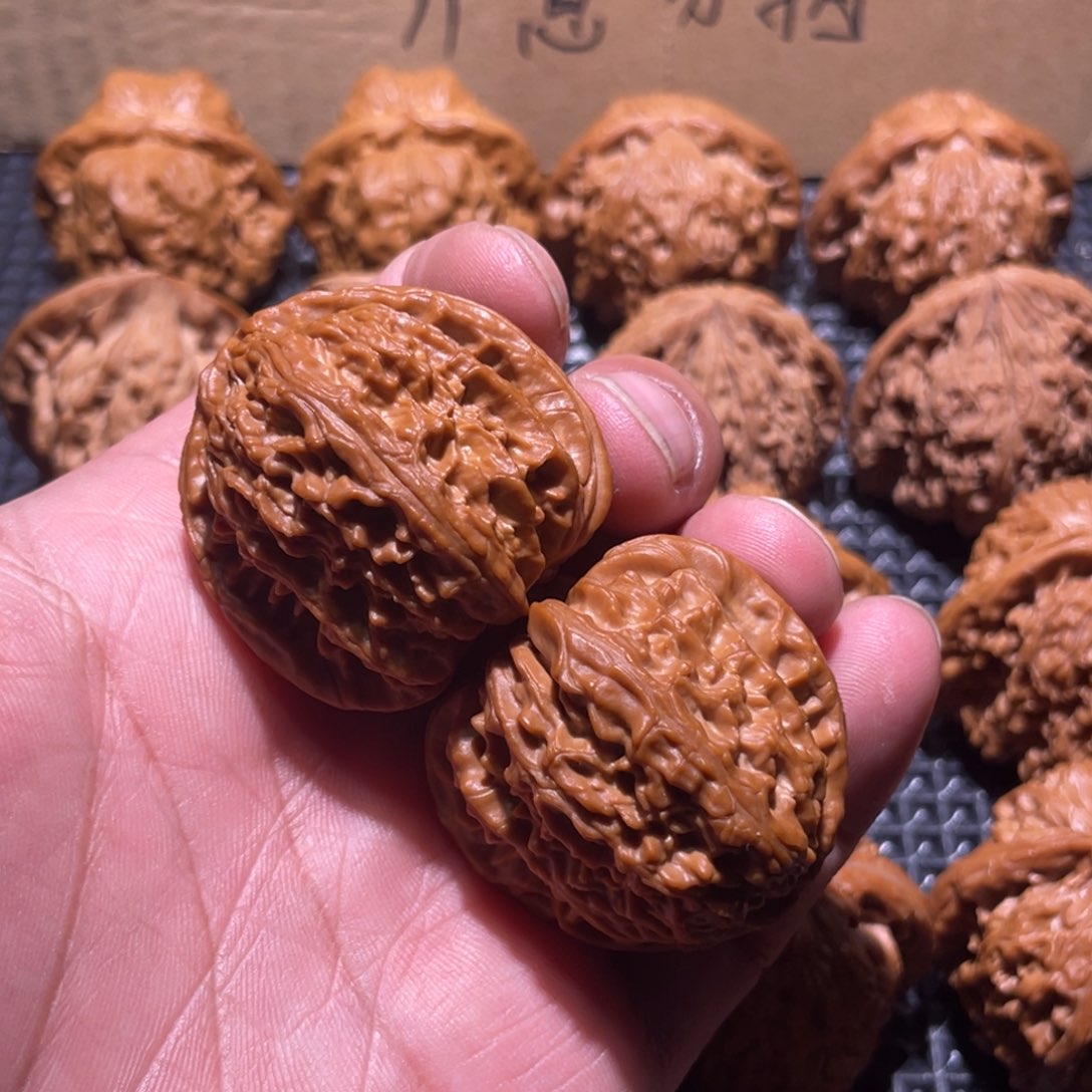 文玩核桃吊坠39三角白维修尖