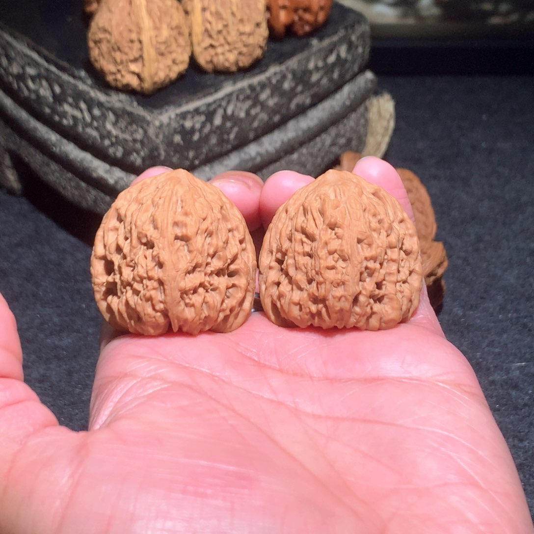 文玩核桃吊坠鱼的刘志瑞橘皮南疆石032902