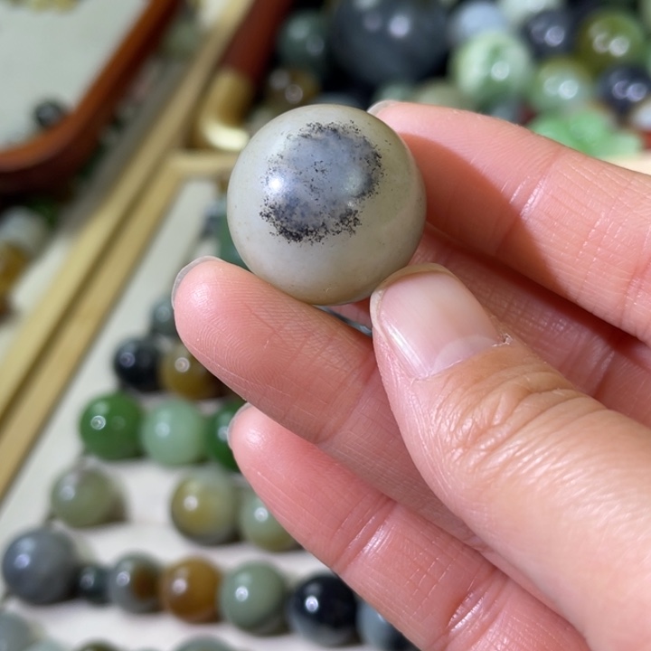 和田玉（糖玉）未镶嵌珠宝半成品