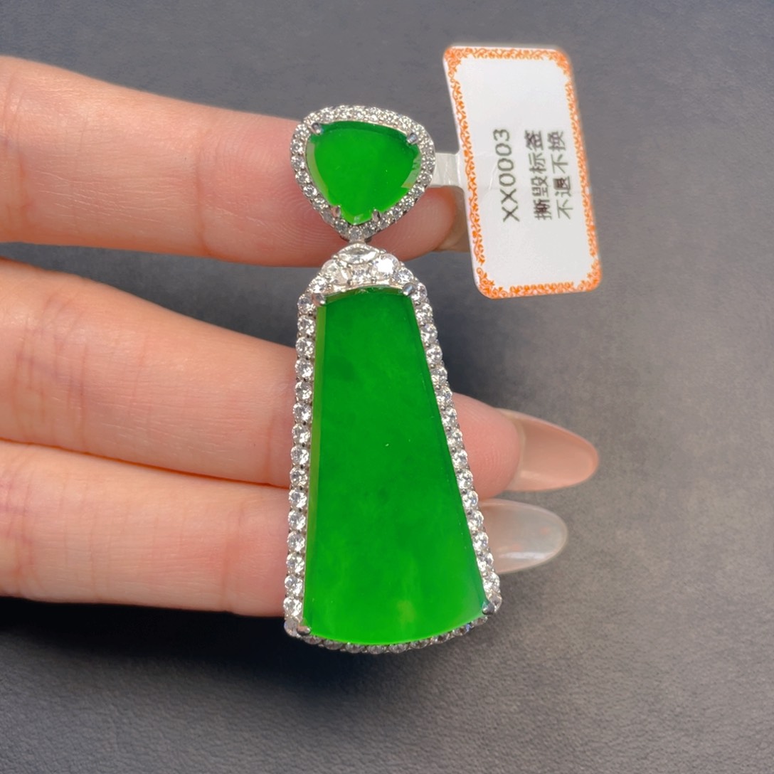 【闪购商品】吊坠(不含链)银S925镶嵌翡翠