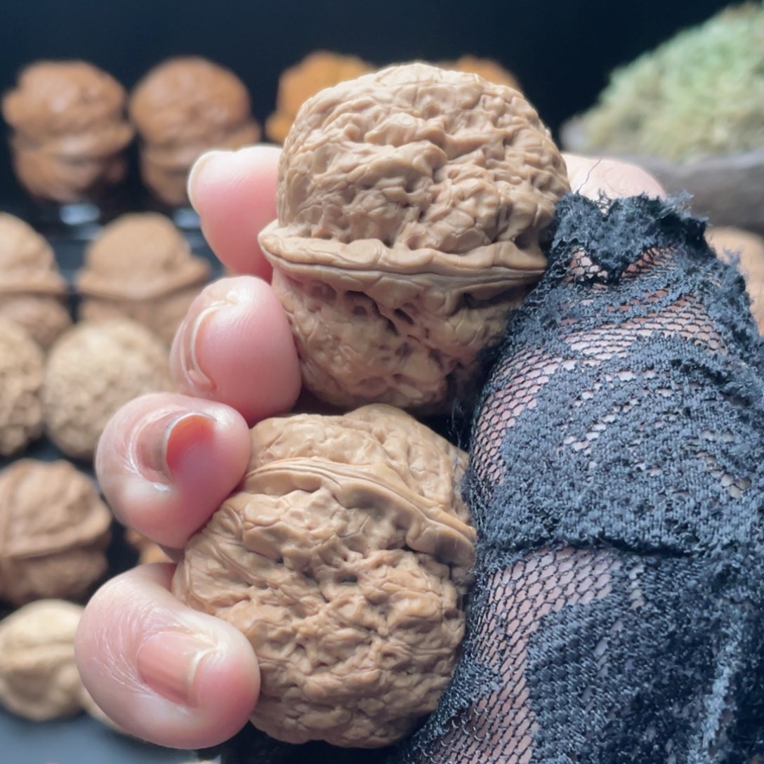 ā***苏文玩核桃吊坠帝王…………