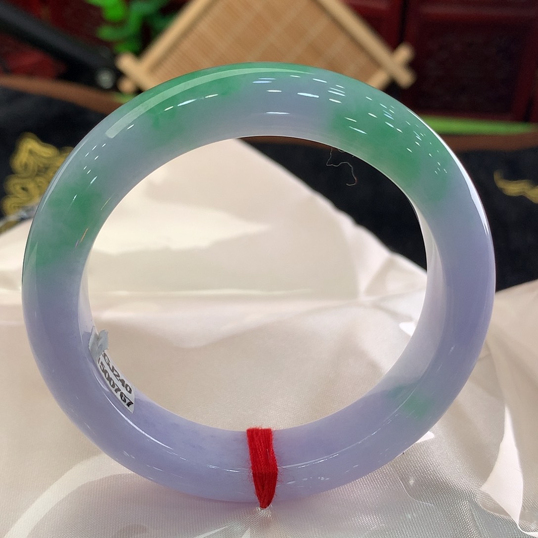 翡翠手镯未镶嵌天然缅甸翡翠手镯