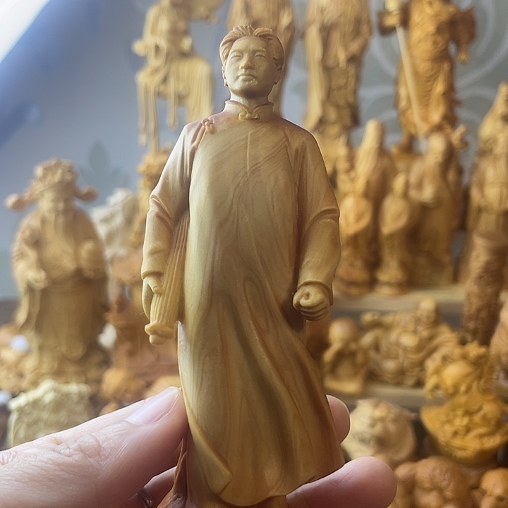 柏木（崖柏）青年伟人高12公分