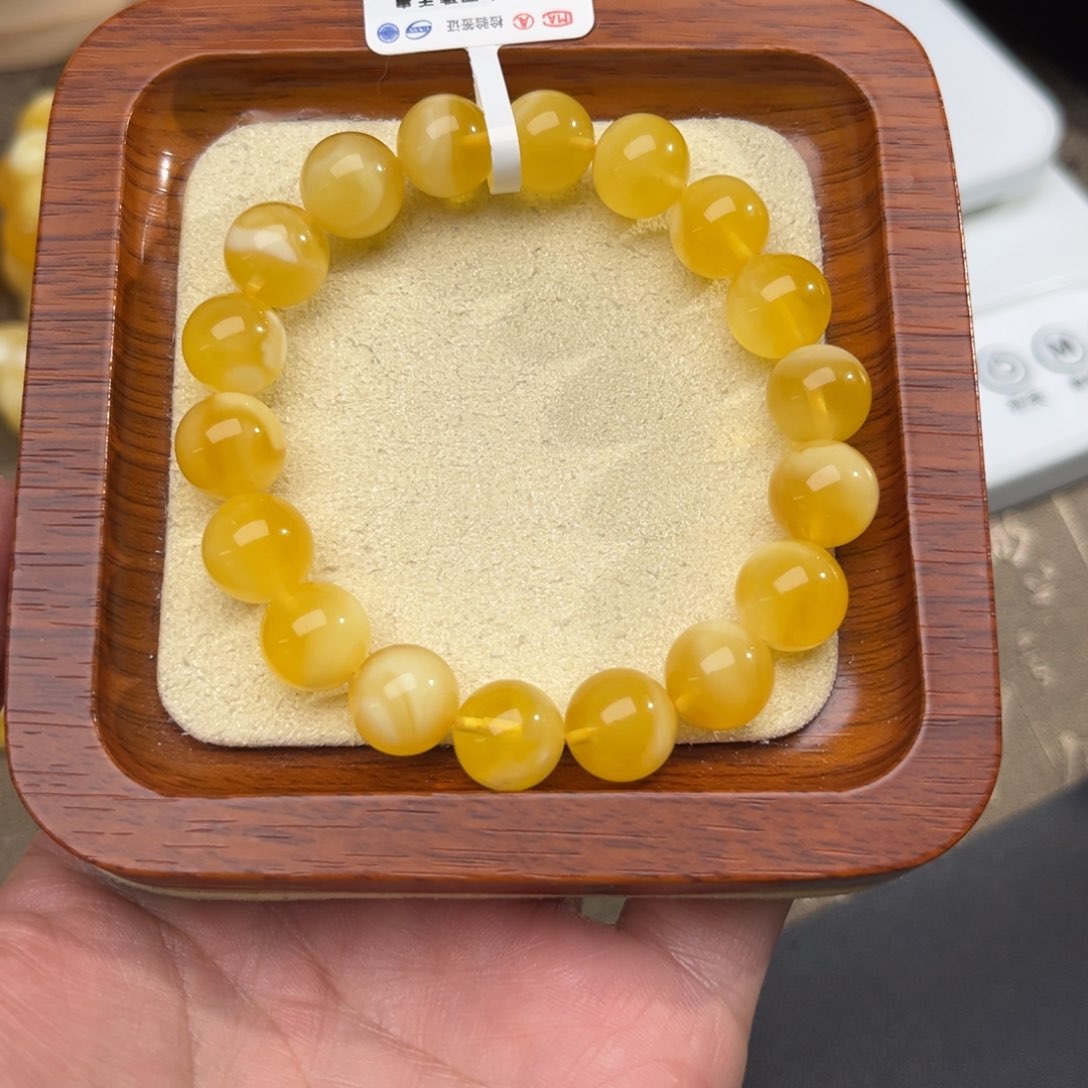 琥珀珠宝奇石未镶嵌琥珀珠宝奇石未镶嵌52