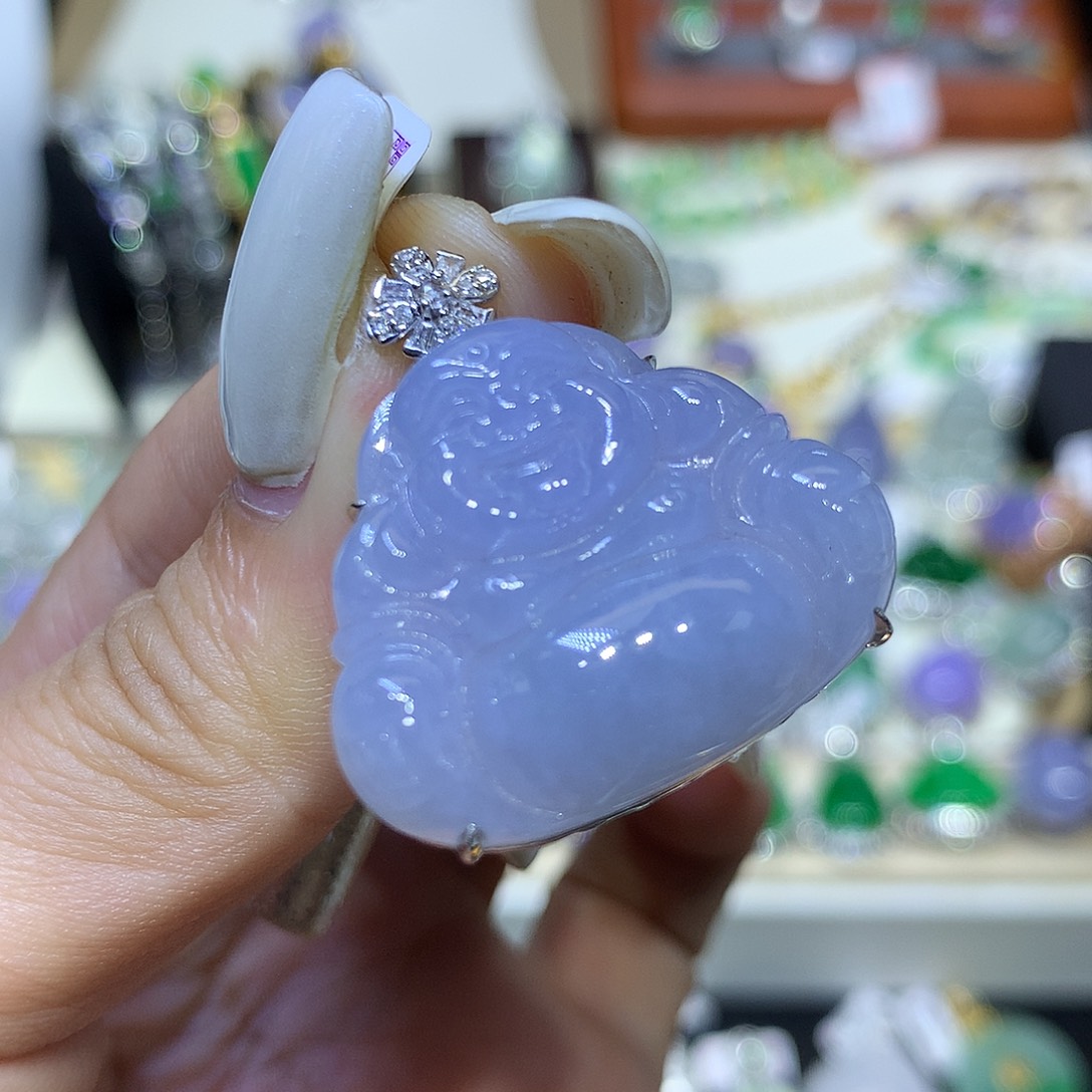 翡翠18K金镶嵌颈饰