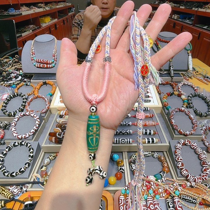 未镶嵌玛瑙/玉髓珠宝奇石