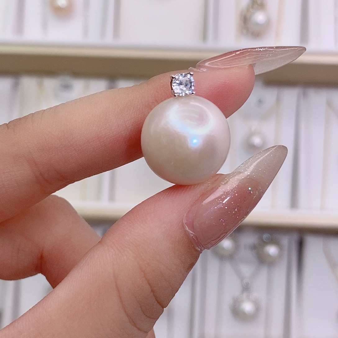 蓝***儿淡水珍珠银S925镶嵌颈饰