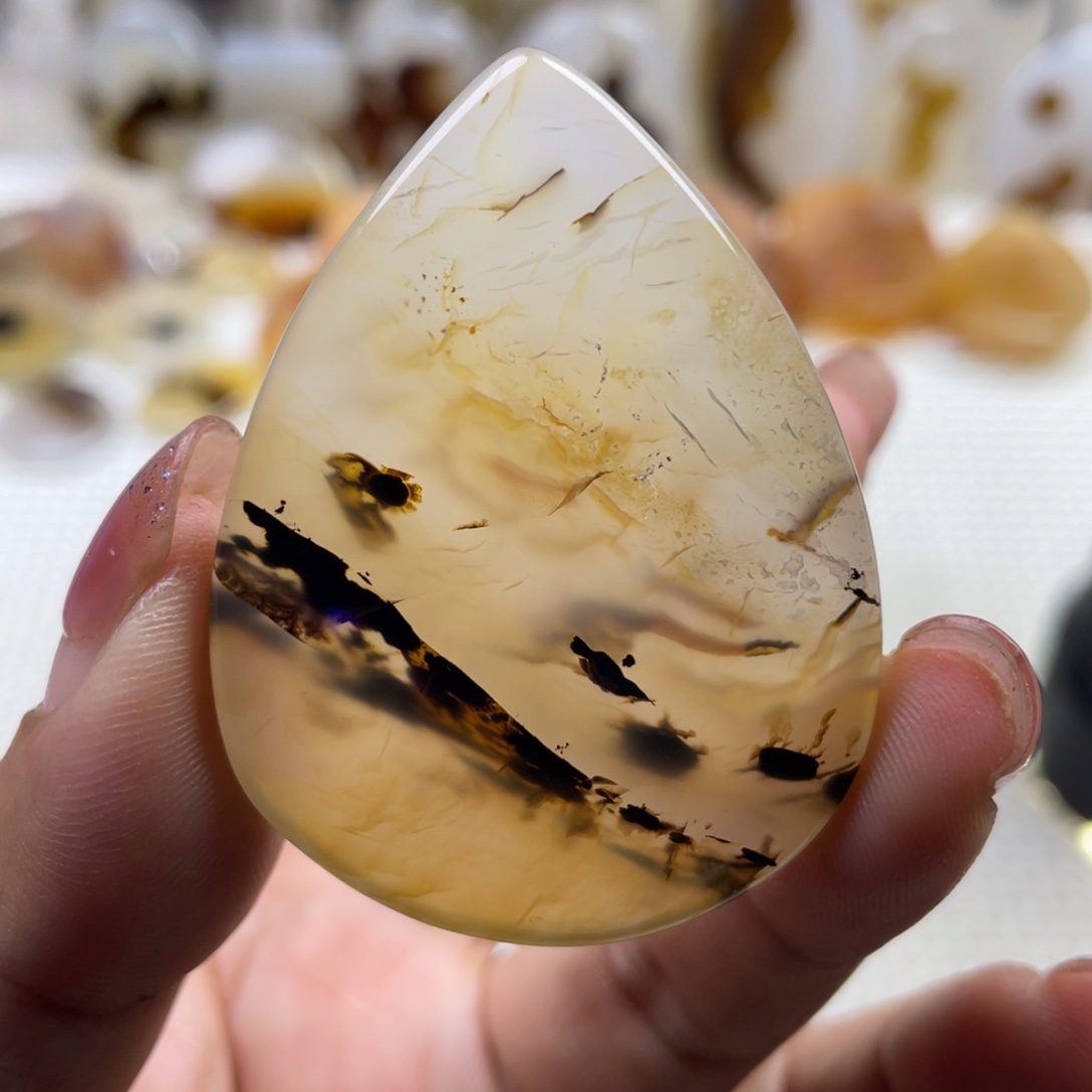 玛瑙/玉髓未镶嵌颈饰