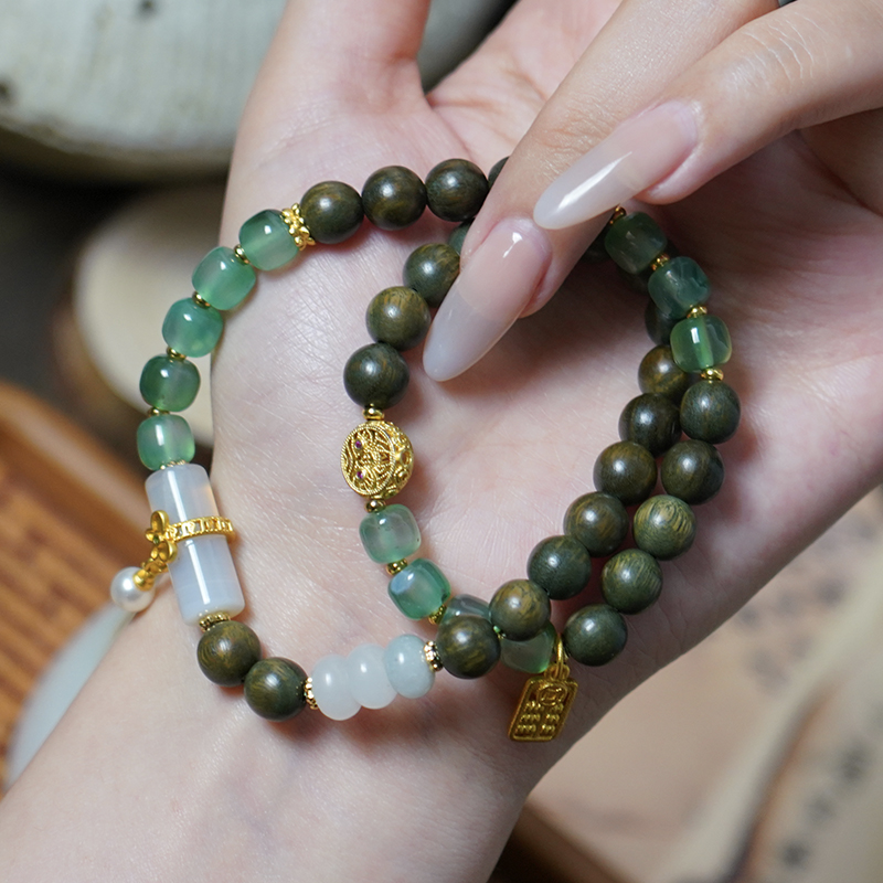 沉翠幽森天然绿檀绿玛瑙手串 男女百搭轻奢守护文艺饰品