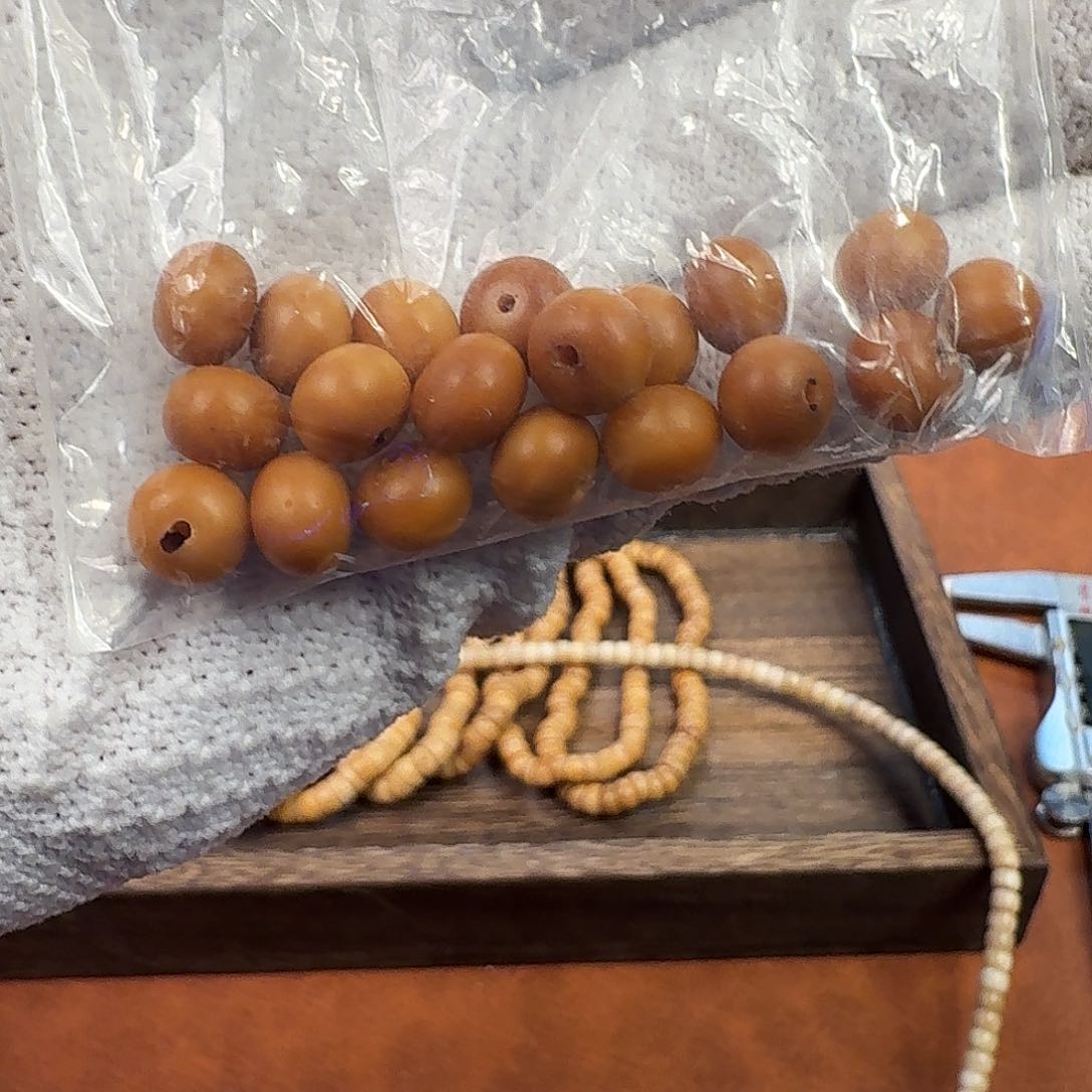 手串菩提根/象牙果喝****e龙脊菩提算盘老料散籽（19颗）