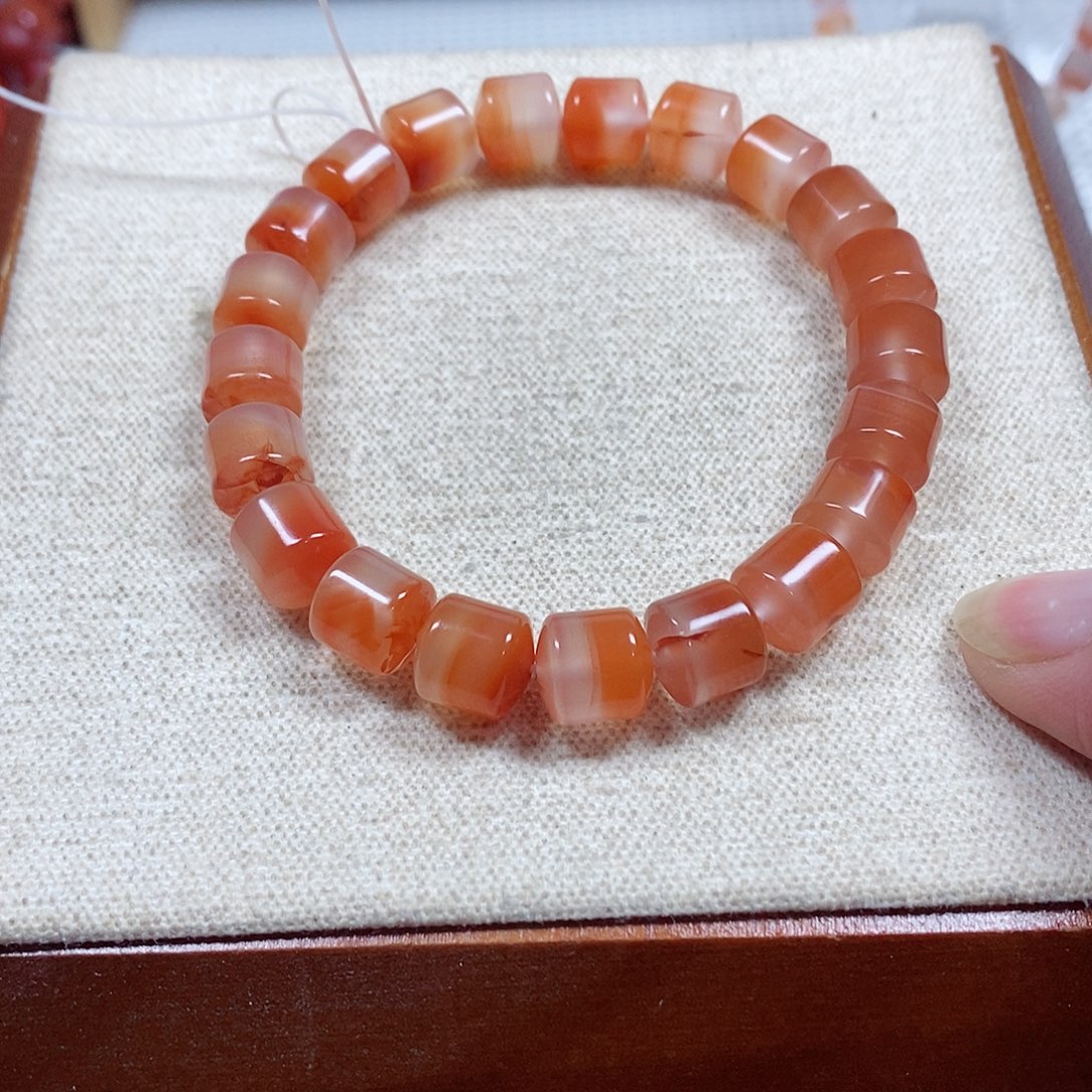 南红玛瑙未镶嵌手串卡9