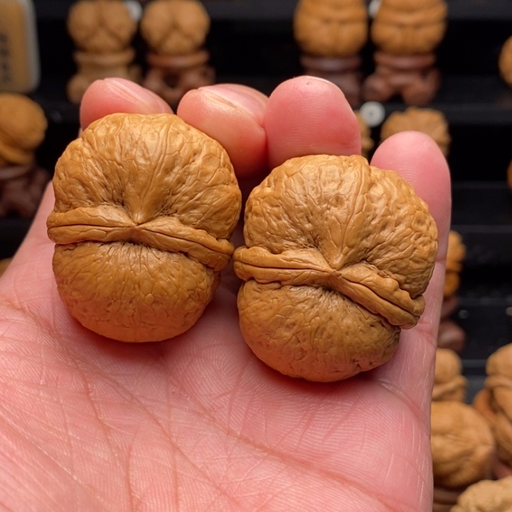 文玩核桃把件5伪三42.5尺