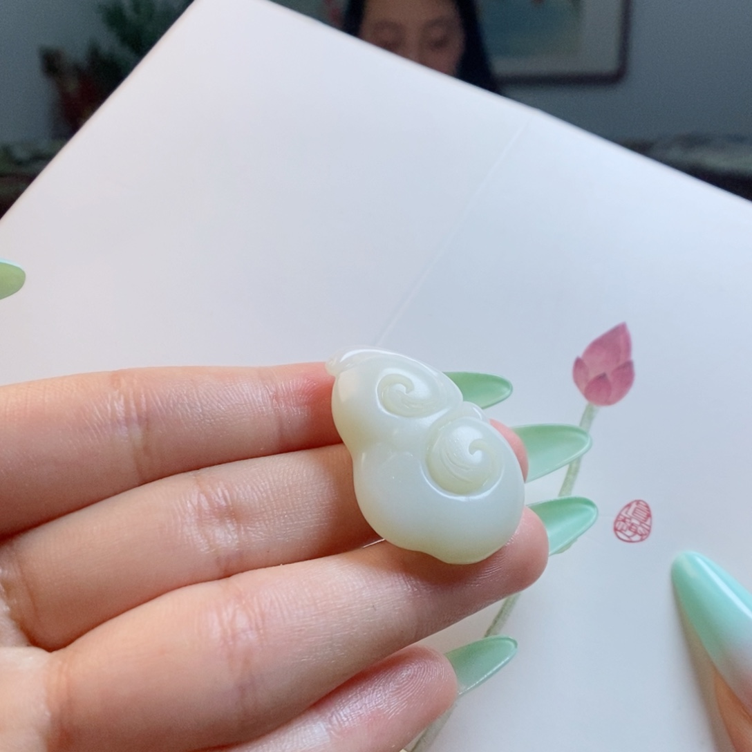 和田玉未镶嵌颈饰m d