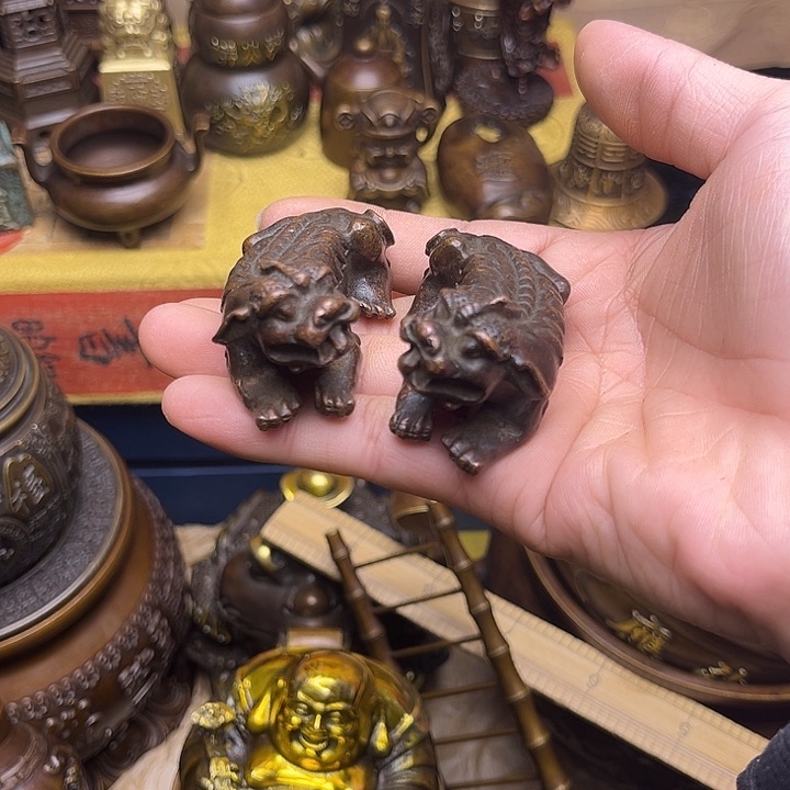 精美铜器点击下单