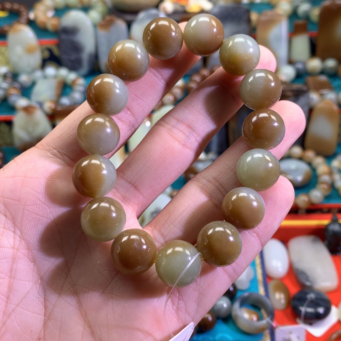 和田玉（糖玉）未镶嵌手链