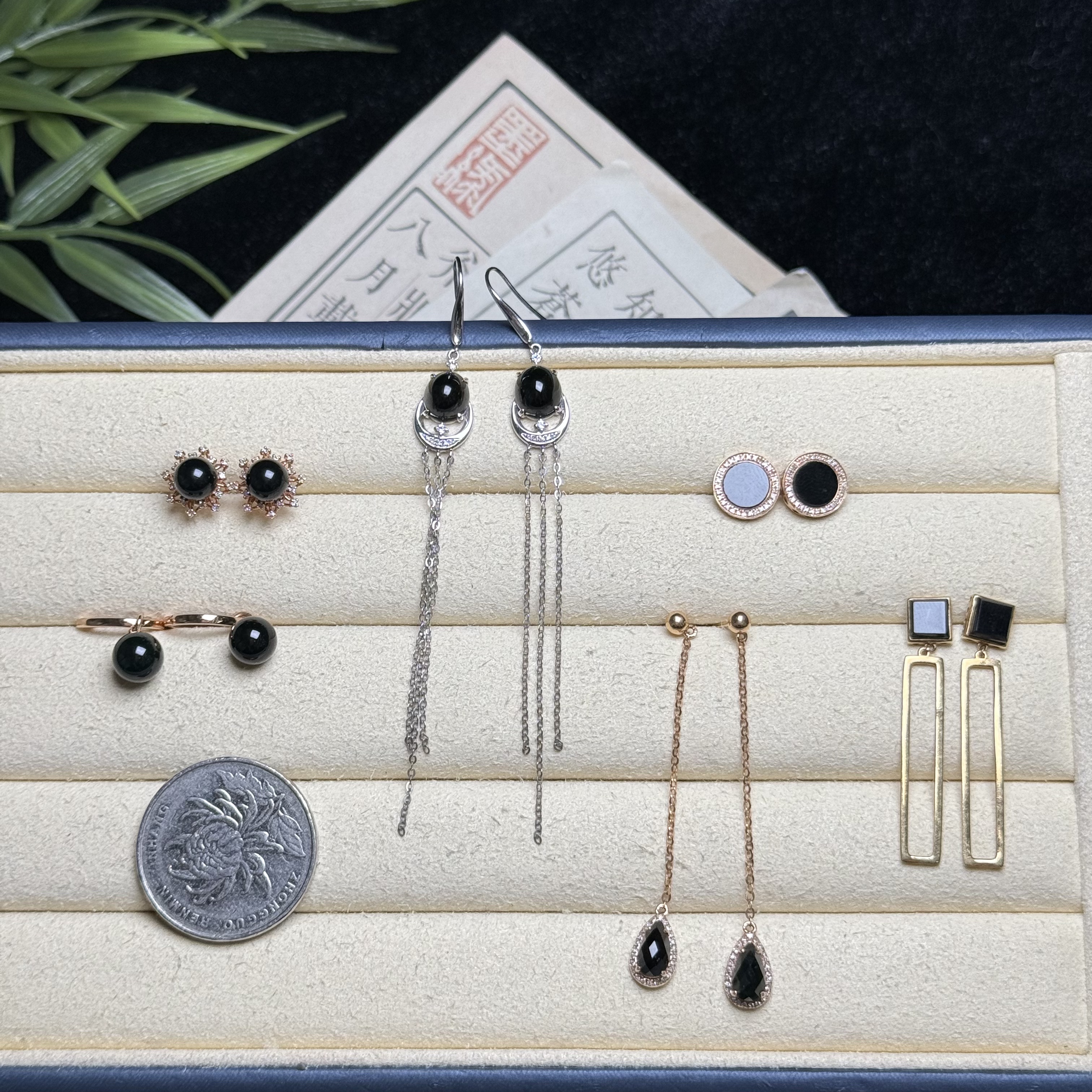 思懿珠宝 18K墨翠耳钉-2980-1-GJ-多样性发一