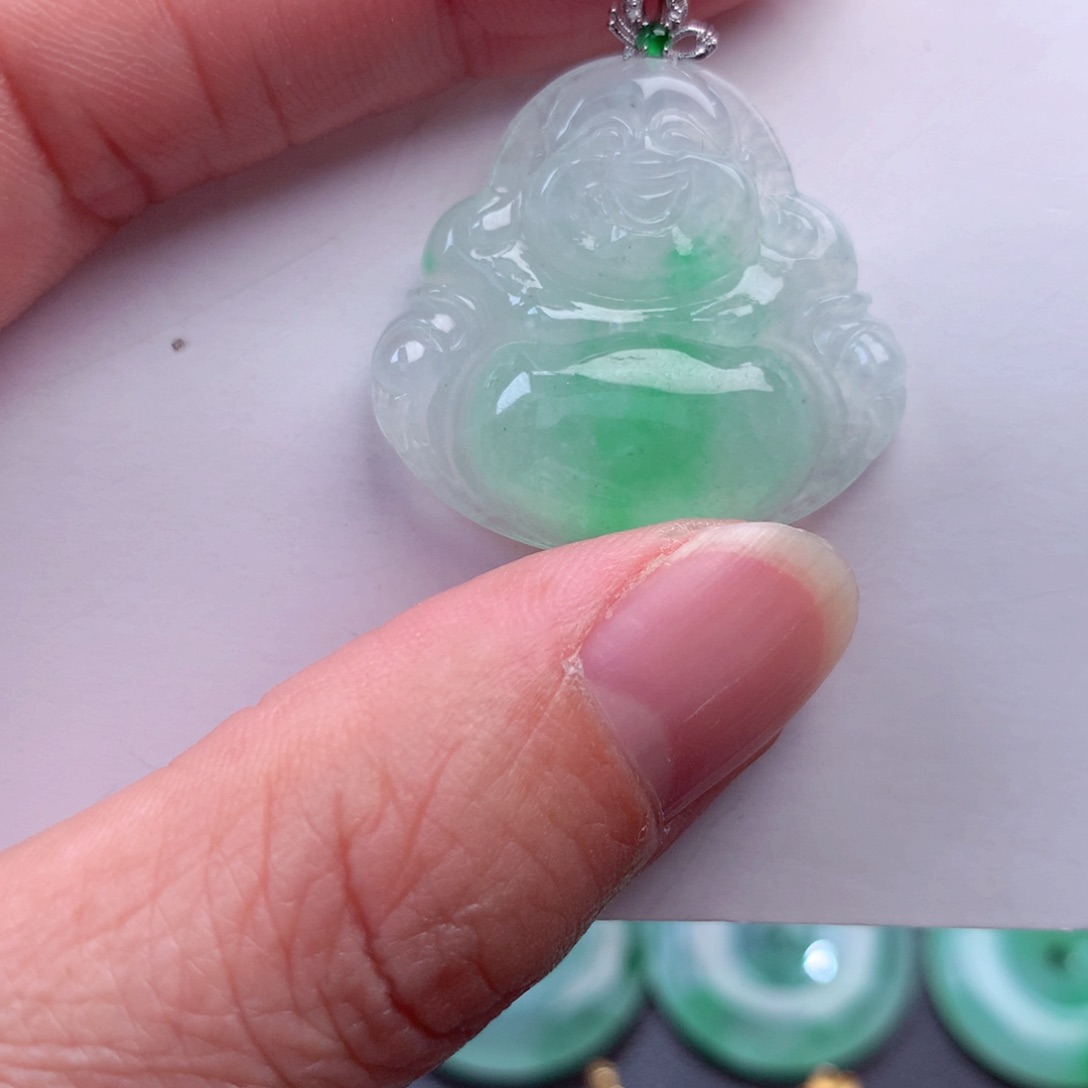 翡翠吊坠(不含链)18K金镶嵌