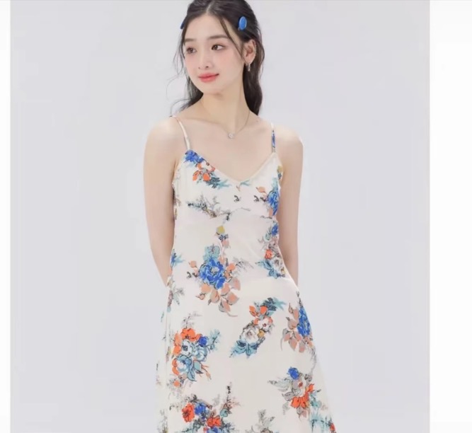【深圳南油】夏欧阳娜娜同款高级感印花海边度假风碎花吊带群名媛